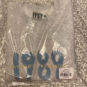 Taylor swift Spotify fans first 1989 crewneck